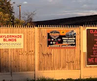 Kinzel Cars sign on Brentwood Road